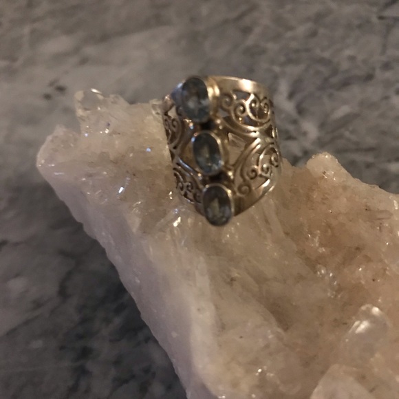 Jewelry - 3 stone blue topaz sterling ring